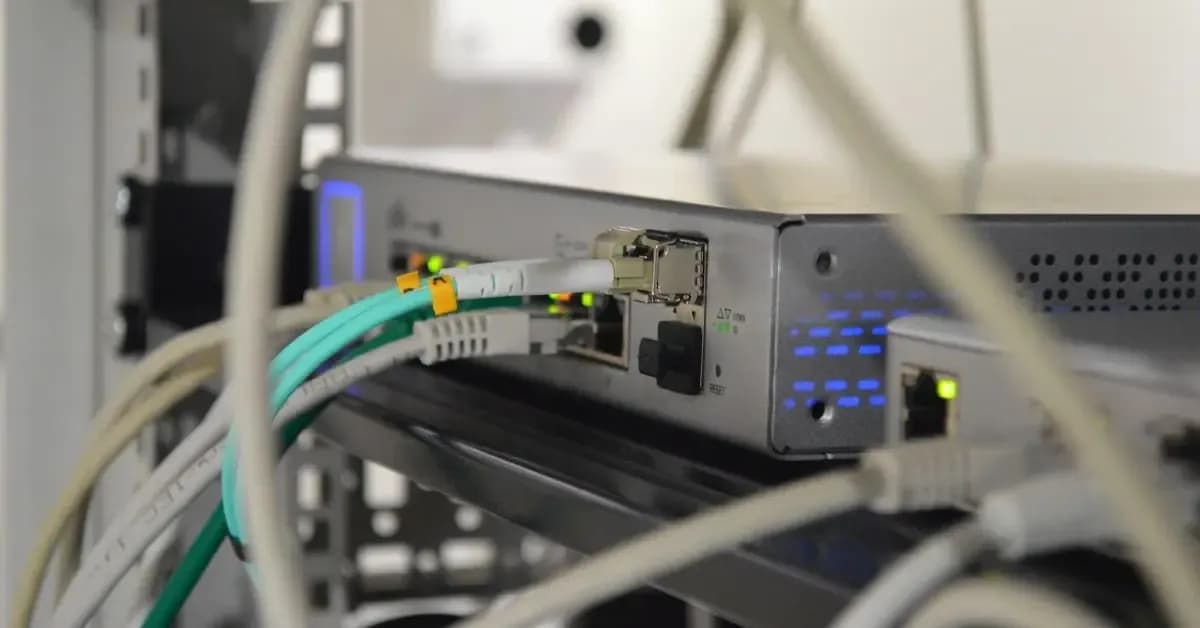 Fiber Optic Jumpers Definition and Types